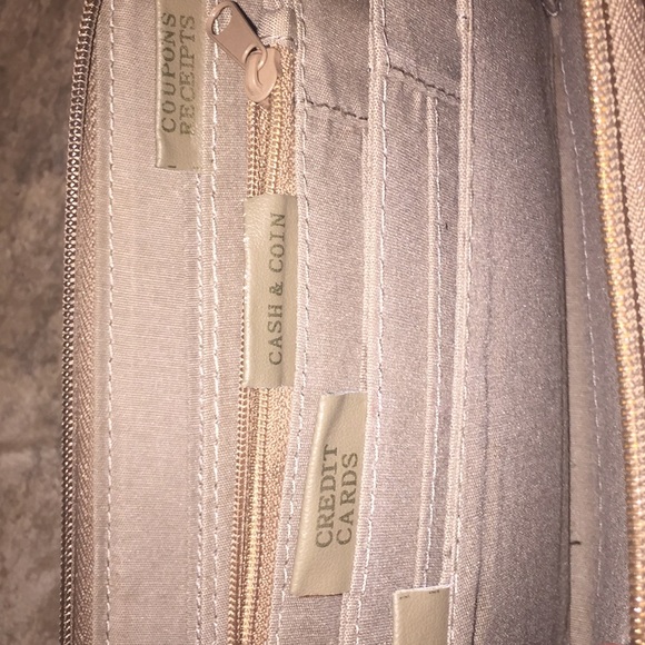 Rosetti Wallet - Picture 2 of 3